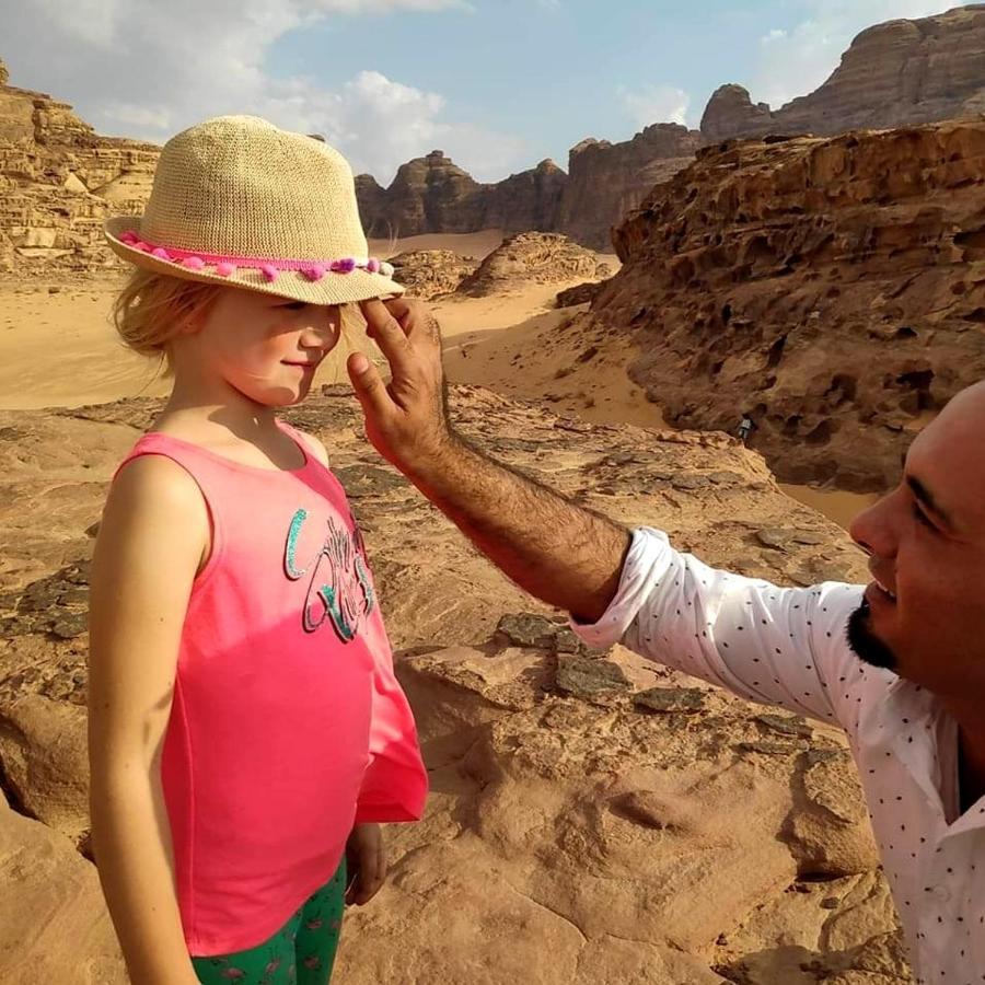 Oryx Camp Hotel Wadi Rum Esterno foto