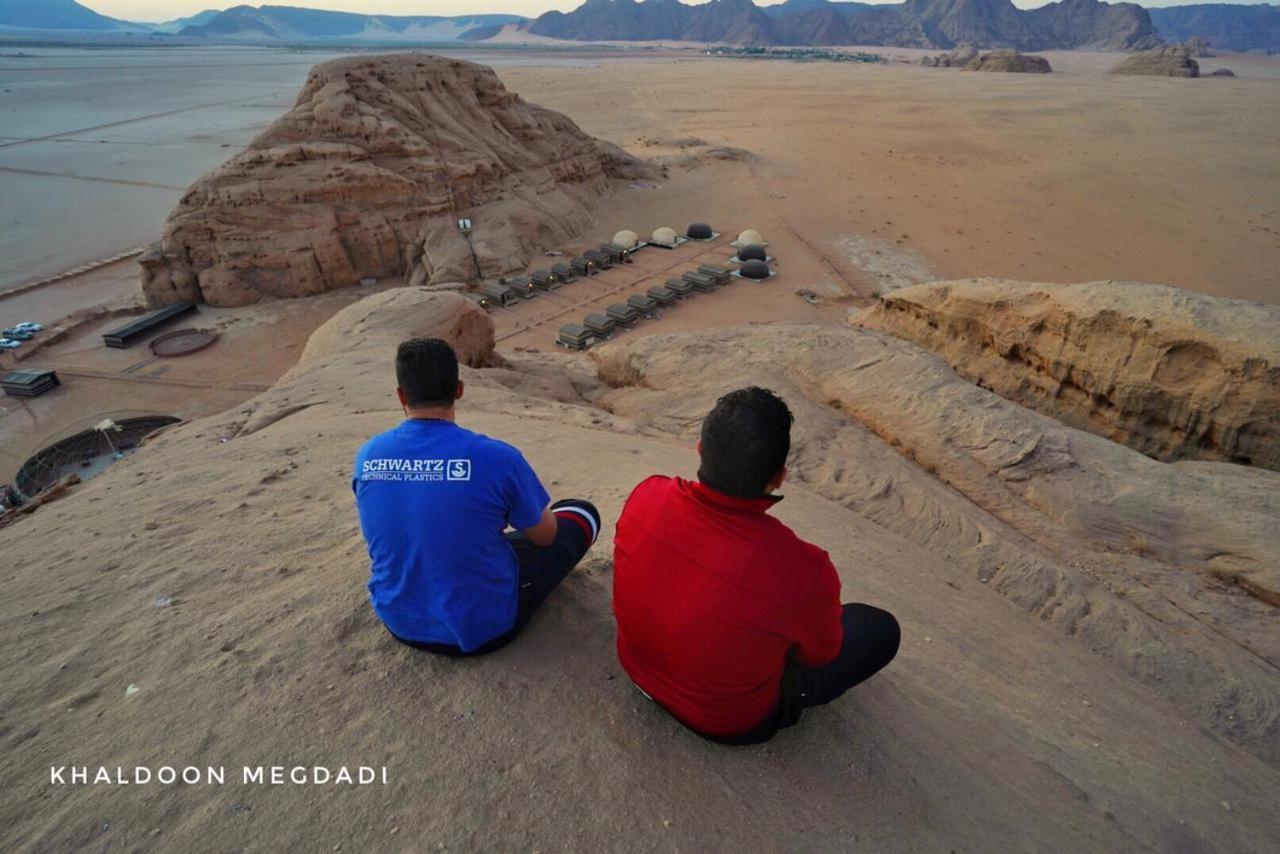Oryx Camp Hotel Wadi Rum Esterno foto